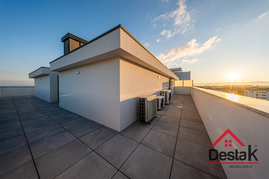 Apartamento T4 para Venda em Viseu Foto 26