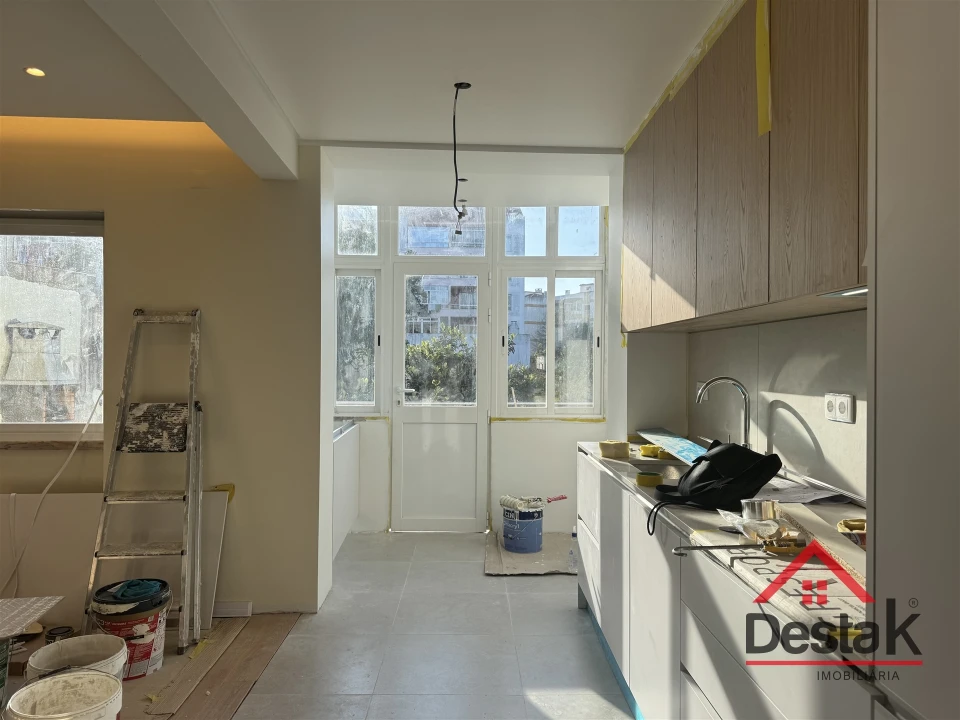 Apartamento T3 para Venda em Cacém e São Marcos Foto 4