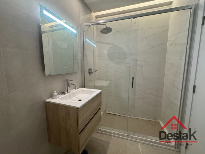 Apartamento T3 para Venda em Cacém e São Marcos Foto 11