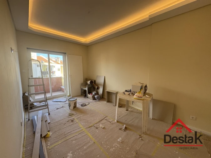 Apartamento T3 para Venda em Cacém e São Marcos Foto 7