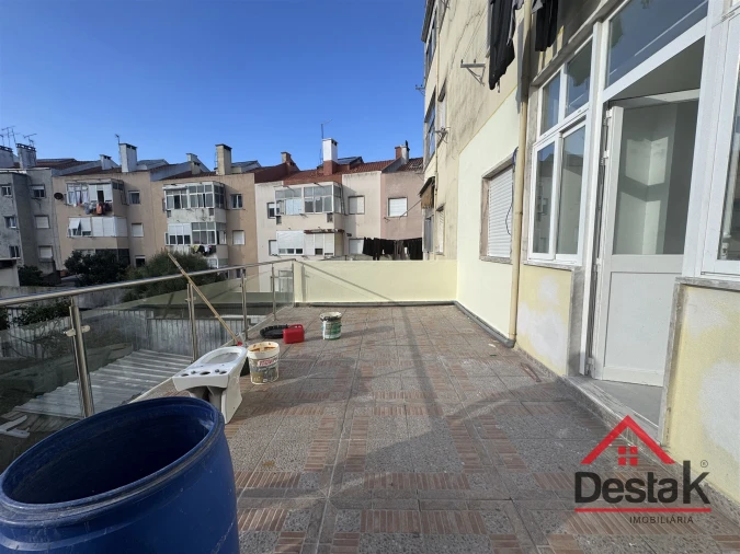 Apartamento T3 para Venda em Cacém e São Marcos Foto 14