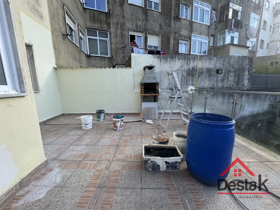 Apartamento T3 para Venda em Cacém e São Marcos Foto 15