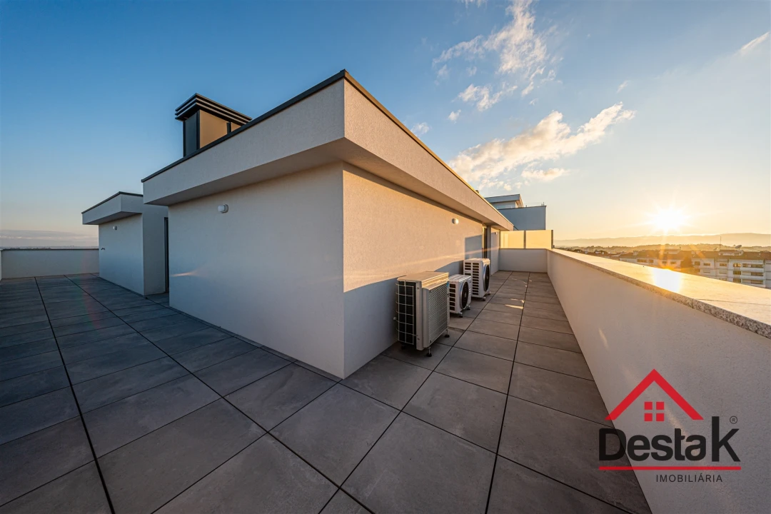 Apartamento T4 para Arrendamento em Viseu Foto 26