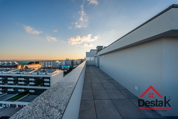 Apartamento T4 para Arrendamento em Viseu Foto 30