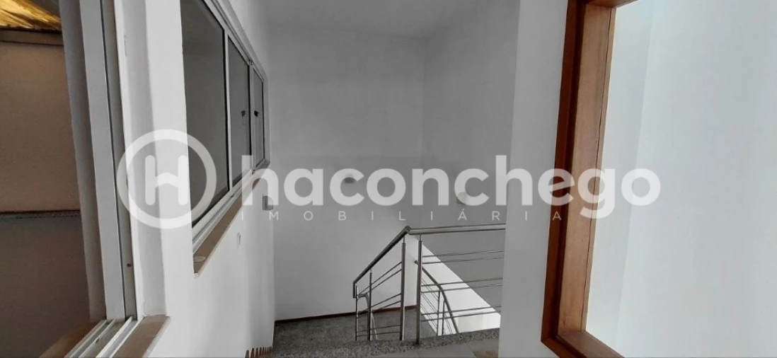 Armazém para Arrendamento em Pousa Foto 4