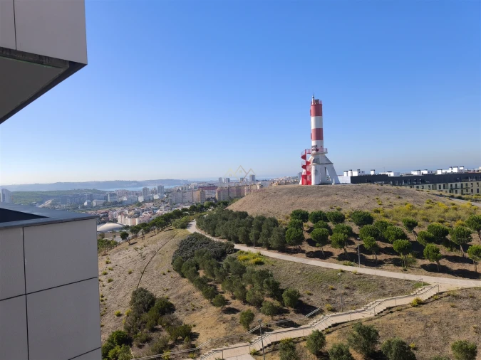 Apartamento T5 para Venda em Carnaxide e Queijas Foto 57