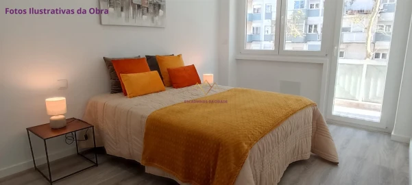 Apartamento T3 para Venda em Benfica