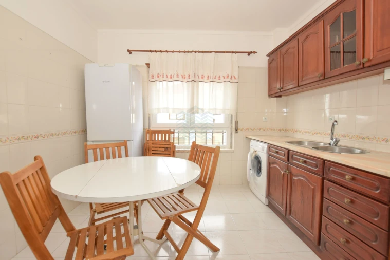 Apartamento T2 para Arrendamento em Torres Novas (São Pedro), Lapas e Ribeira Branca Foto 2