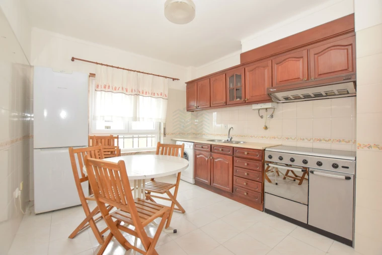 Apartamento T2 para Arrendamento em Torres Novas (São Pedro), Lapas e Ribeira Branca Foto 1