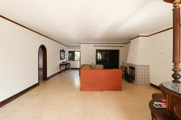 Moradia T3 para Venda em Quarteira Foto 8