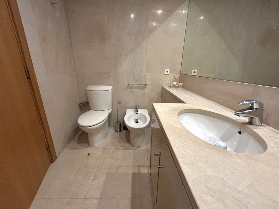 Apartamento T1 para Arrendamento em Aldoar, Foz do Douro e Nevogilde Foto 20