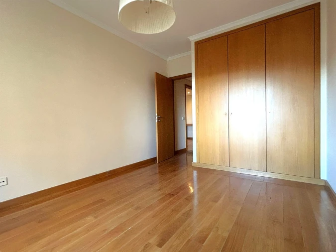 Apartamento T1 para Arrendamento em Aldoar, Foz do Douro e Nevogilde Foto 19