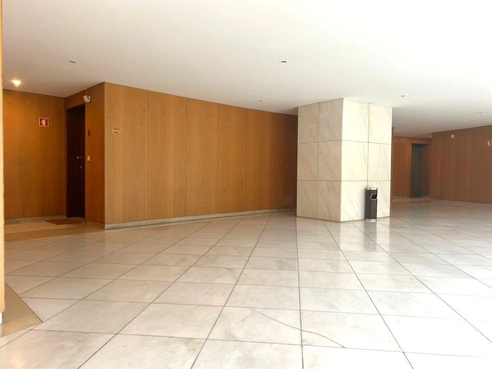 Apartamento T1 para Arrendamento em Aldoar, Foz do Douro e Nevogilde Foto 18