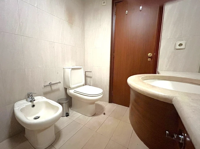 Apartamento T1 para Arrendamento em Aldoar, Foz do Douro e Nevogilde Foto 14