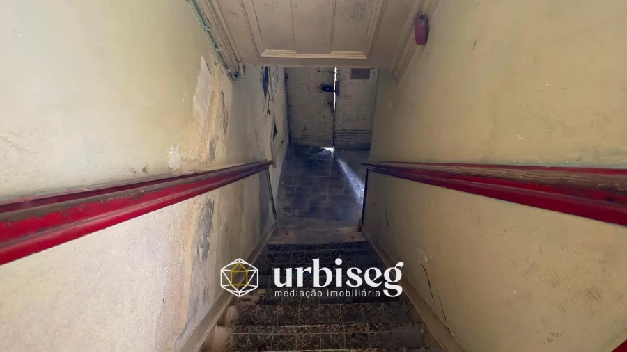 Moradia T6 para Venda em Buarcos Foto 18