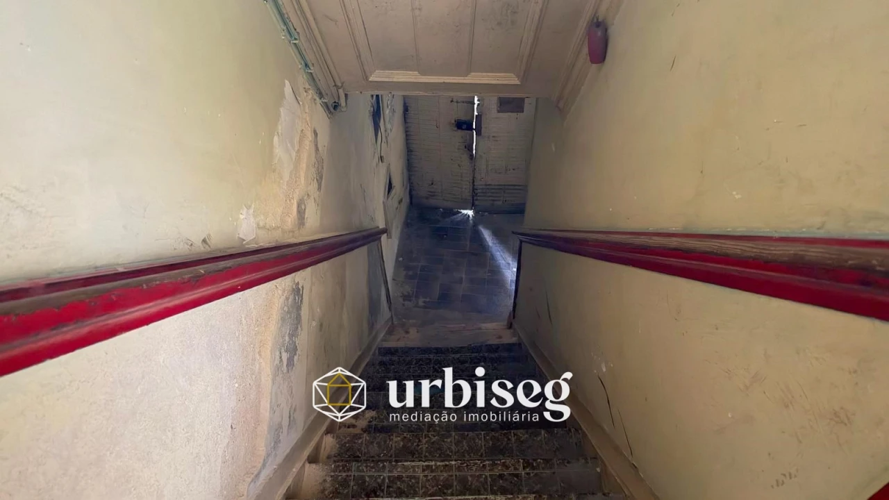 Moradia T6 para Venda em Buarcos Foto 18