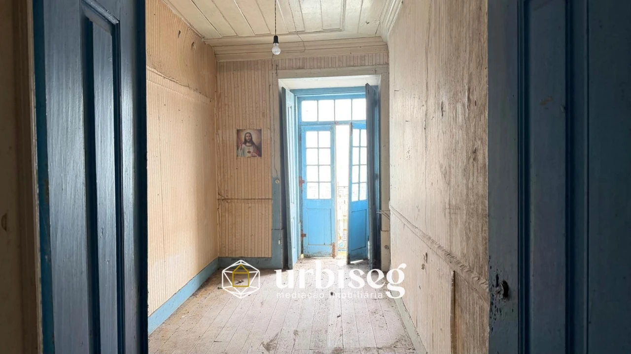 Moradia T6 para Venda em Buarcos Foto 9