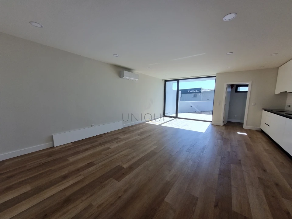 Moradia T4 para Venda em Aradas Foto 13