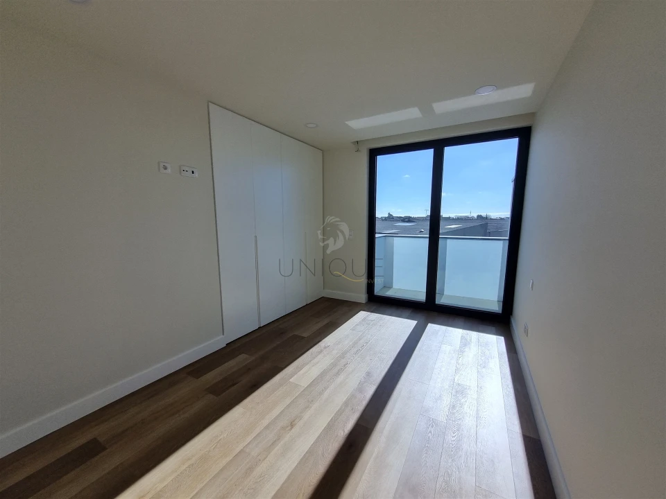 Moradia T4 para Venda em Aradas Foto 29