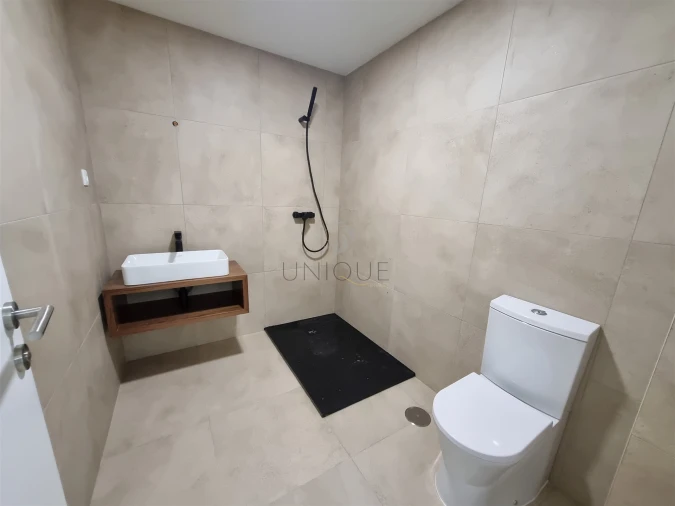 Moradia T4 para Venda em Aradas Foto 12