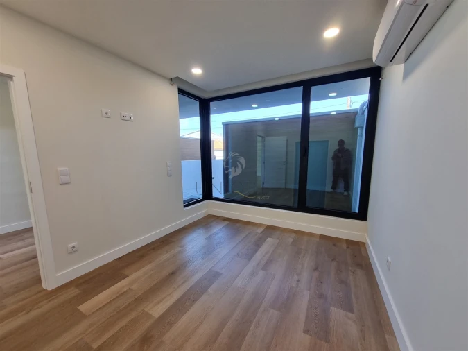 Moradia T4 para Venda em Aradas Foto 9