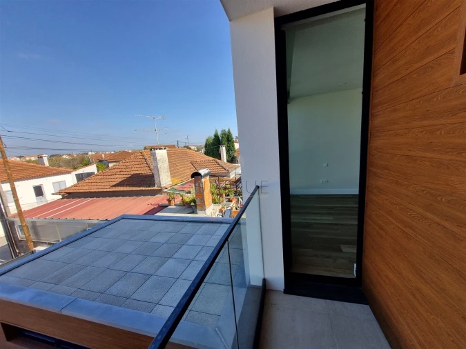 Moradia T4 para Venda em Aradas Foto 54