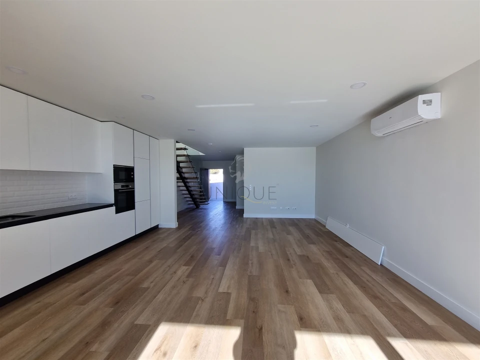 Moradia T4 para Venda em Aradas Foto 17