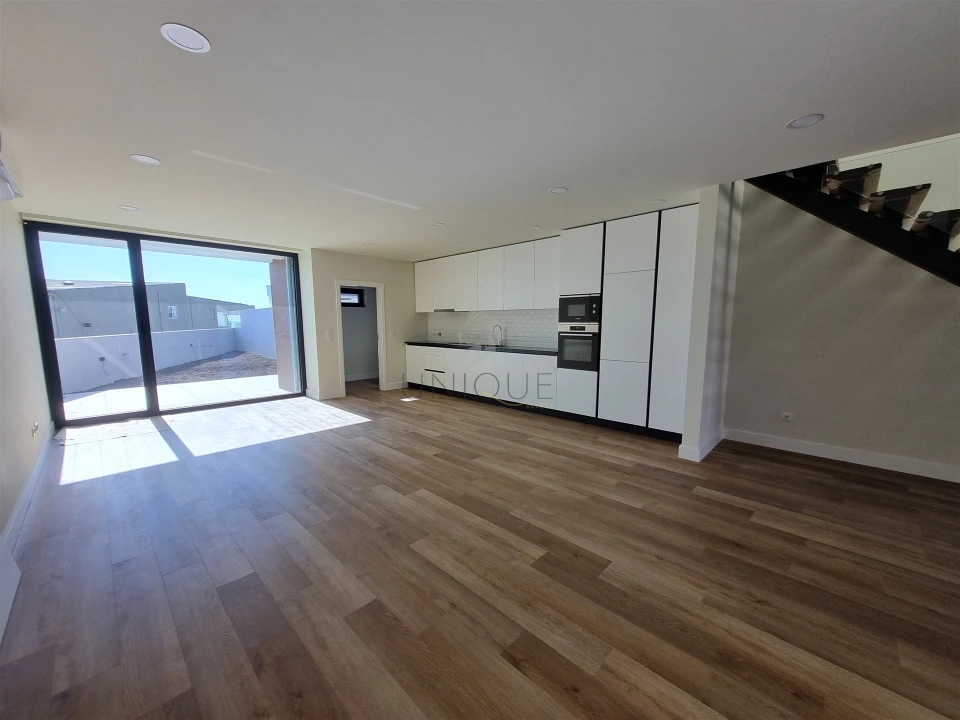 Moradia T4 para Venda em Aradas Foto 14