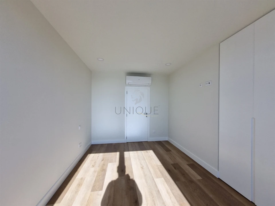 Moradia T4 para Venda em Aradas Foto 33