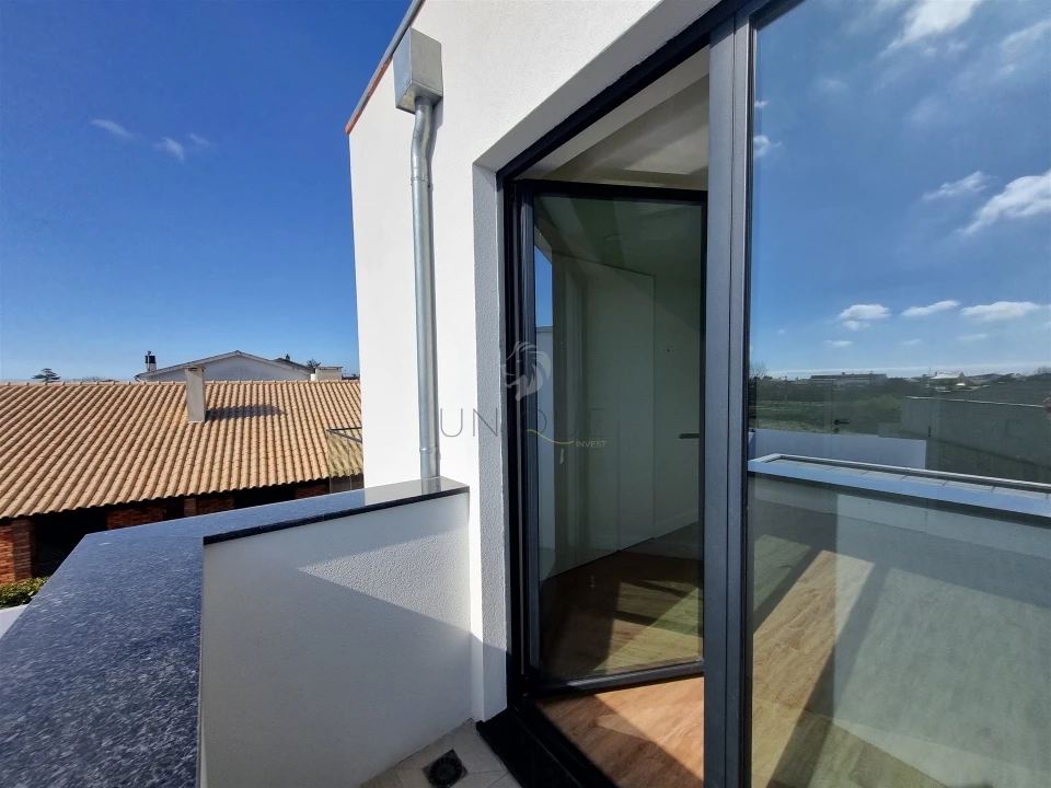 Moradia T4 para Venda em Aradas Foto 59