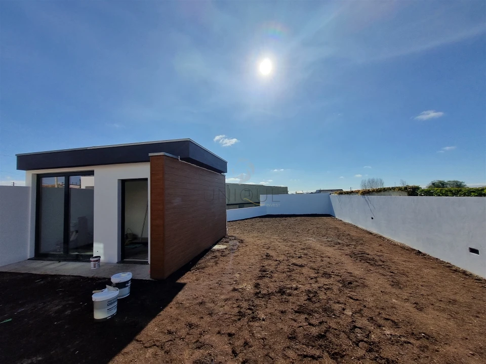 Moradia T4 para Venda em Aradas Foto 61