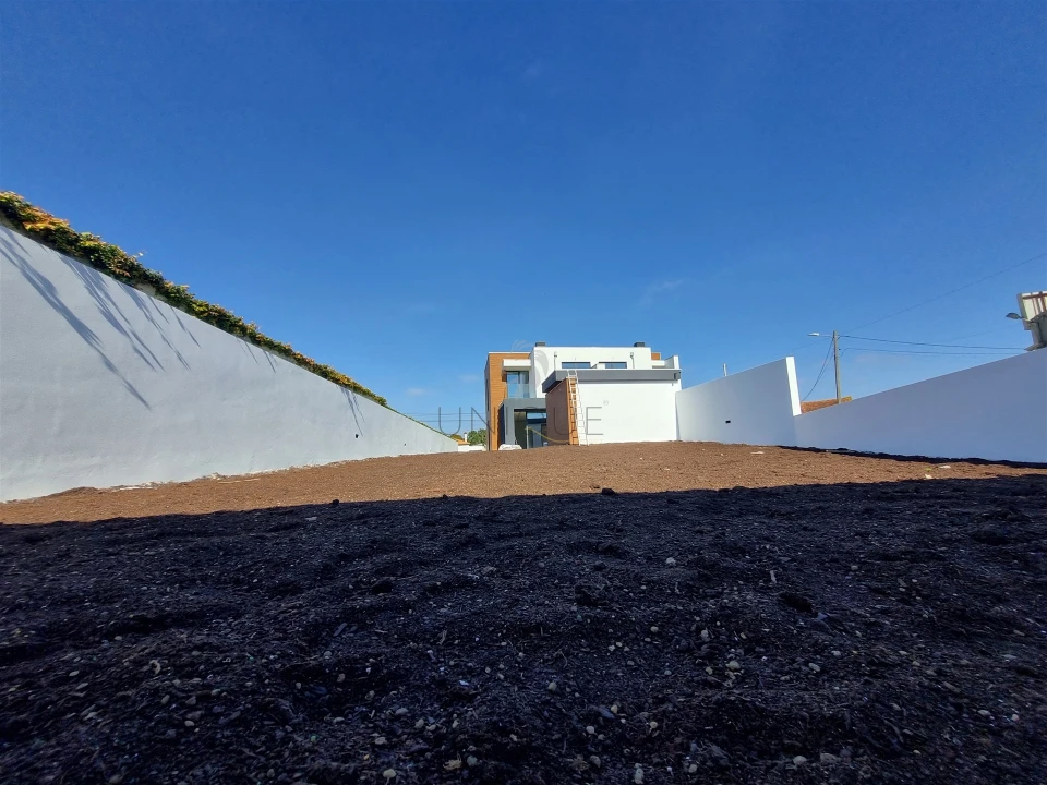 Moradia T4 para Venda em Aradas Foto 72