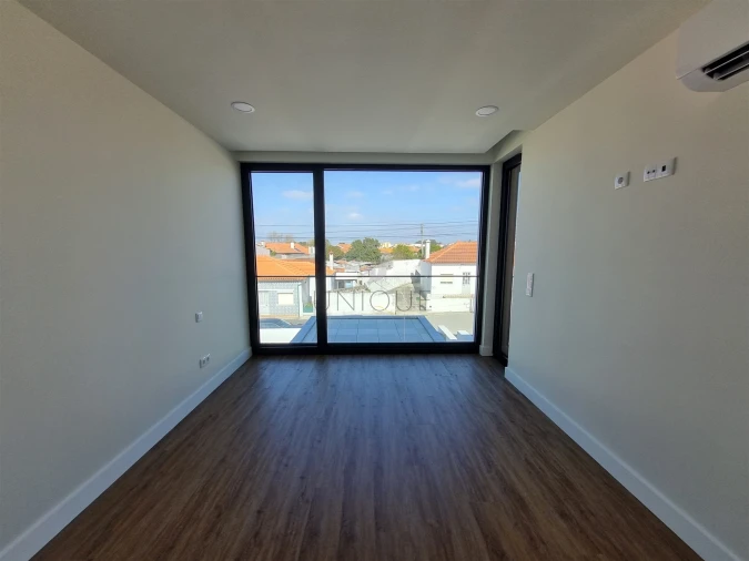 Moradia T4 para Venda em Aradas Foto 45