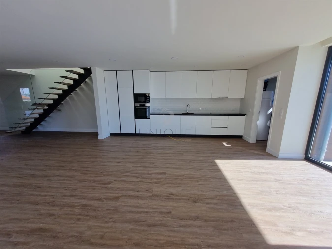 Moradia T4 para Venda em Aradas Foto 16