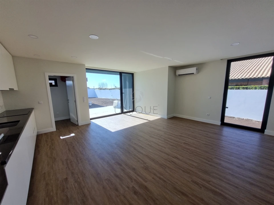 Moradia T4 para Venda em Aradas Foto 14