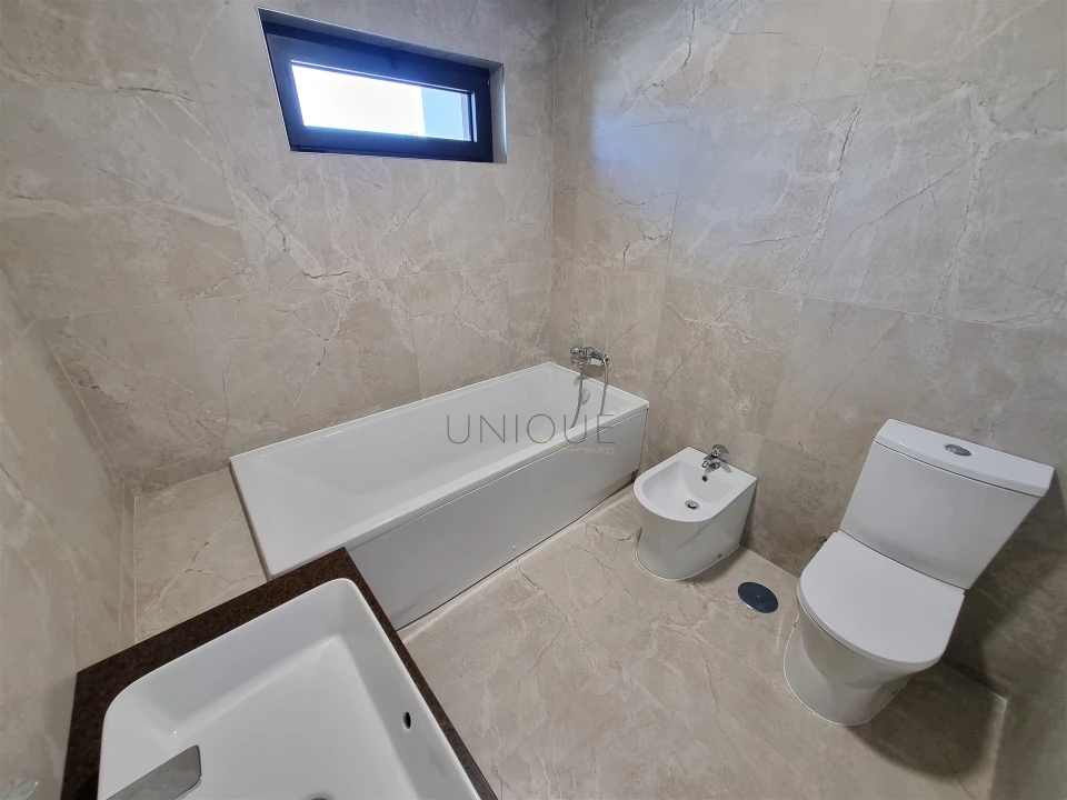 Moradia T4 para Venda em Aradas Foto 33