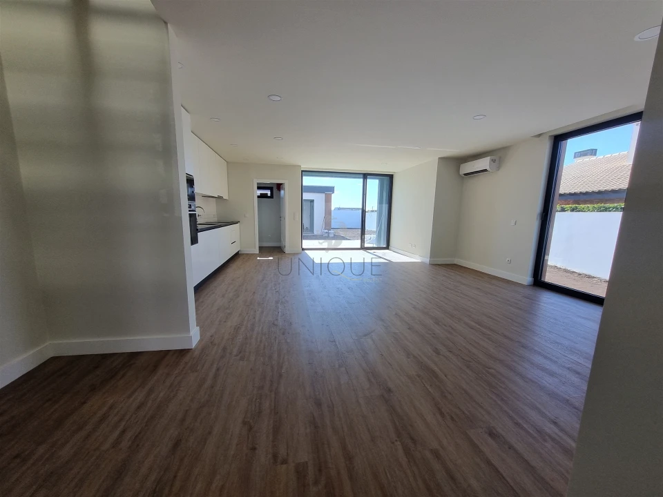 Moradia T4 para Venda em Aradas Foto 10