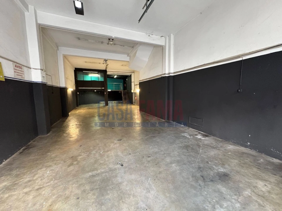Armazém para Venda em Braga (São José de São Lázaro e São João do Souto) Foto 2