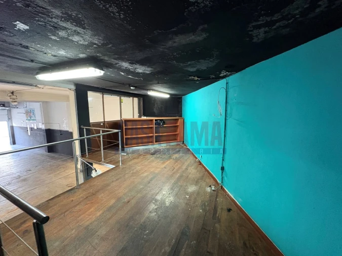 Armazém para Venda em Braga (São José de São Lázaro e São João do Souto) Foto 17