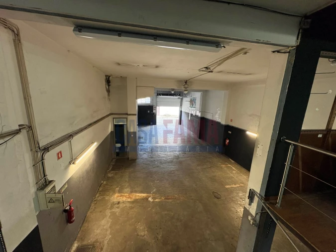 Armazém para Venda em Braga (São José de São Lázaro e São João do Souto) Foto 16