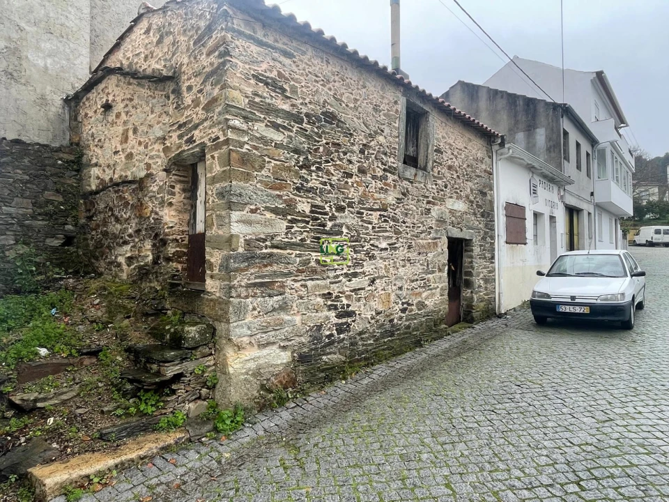 Negócio para Venda em Sobreira Formosa e Alvito da Beira Foto 2