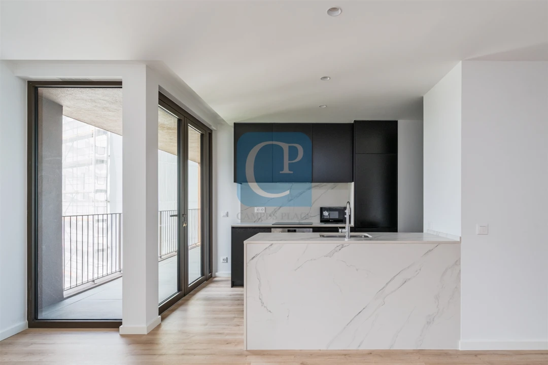 Apartamento T2 para Venda em Paranhos Foto 6