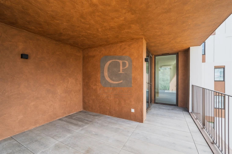 Apartamento T2 para Venda em Paranhos Foto 16