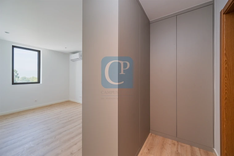 Apartamento T2 para Venda em Paranhos Foto 19