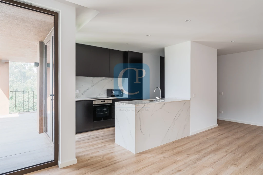 Apartamento T2 para Venda em Paranhos Foto 9