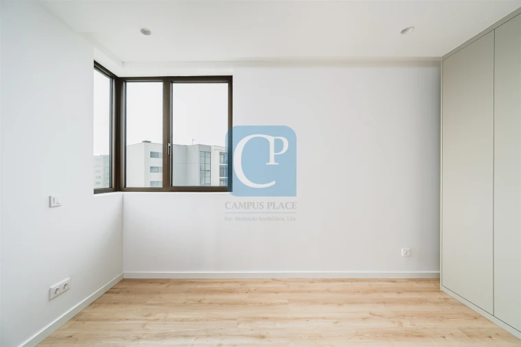 Apartamento T1 para Venda em Paranhos Foto 17