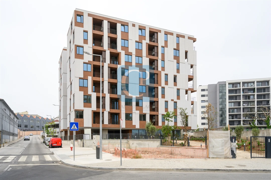 Apartamento T1 para Venda em Paranhos Foto 19