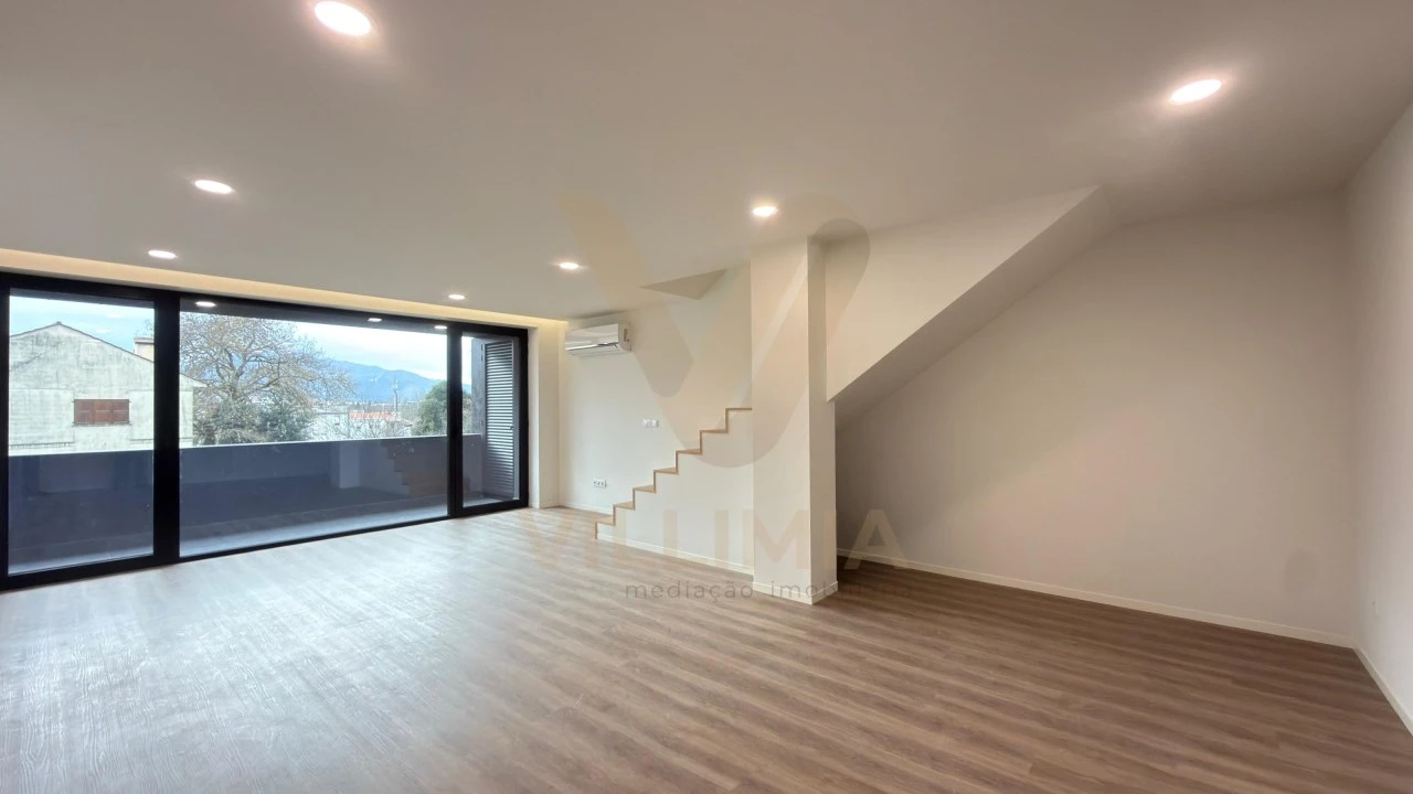 Apartamento T2 para Venda em Arca e Ponte de Lima Foto 3