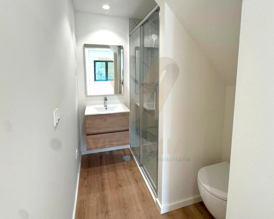 Moradia T3 para Venda em Fontão Foto 9