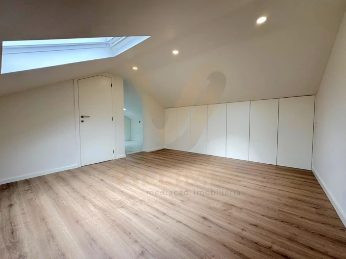 Moradia T3 para Venda em Fontão Foto 12